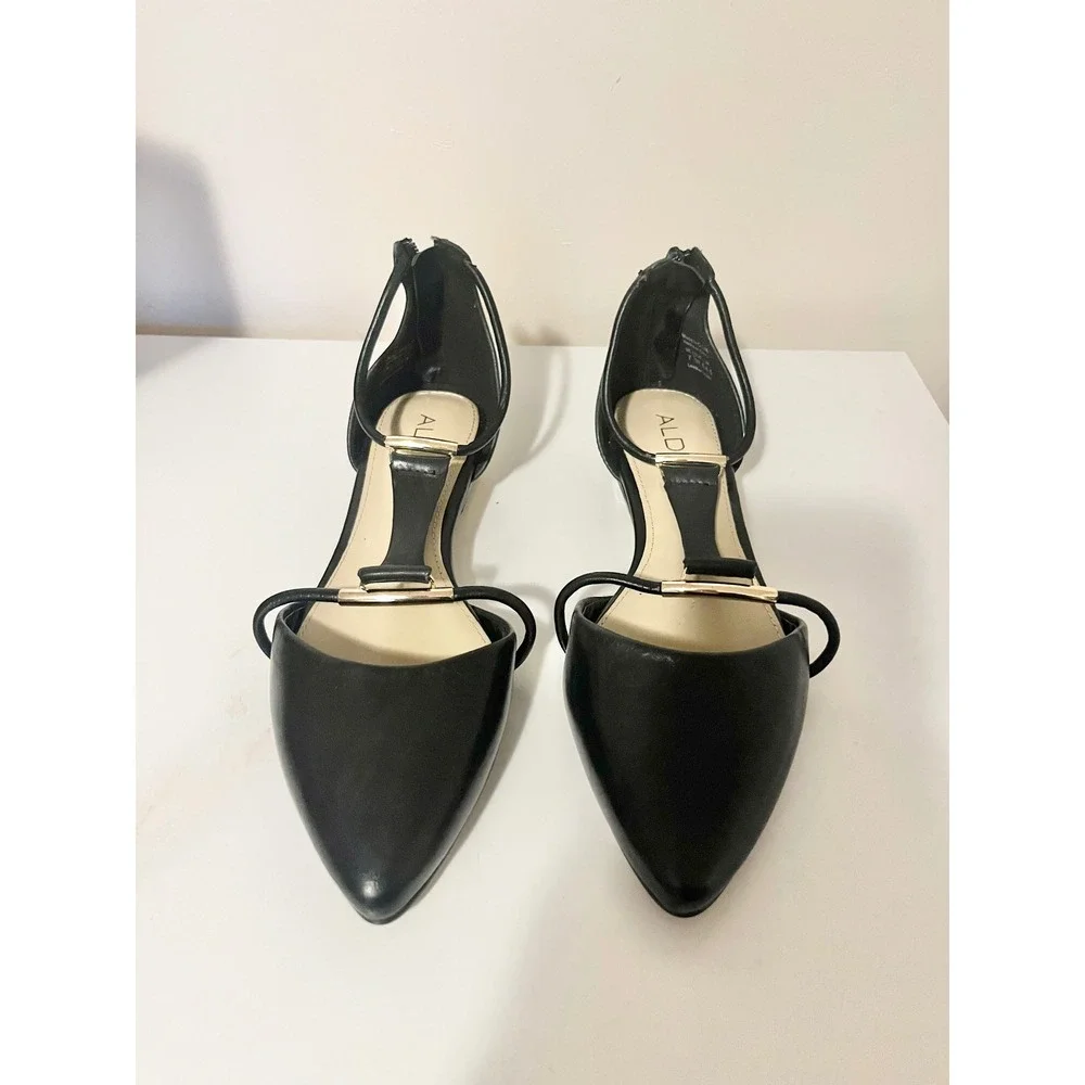 ALDO Fenilone Ballet Flats Pointed Toe T-Strap Gold Tone Hardware‎ | 8.5